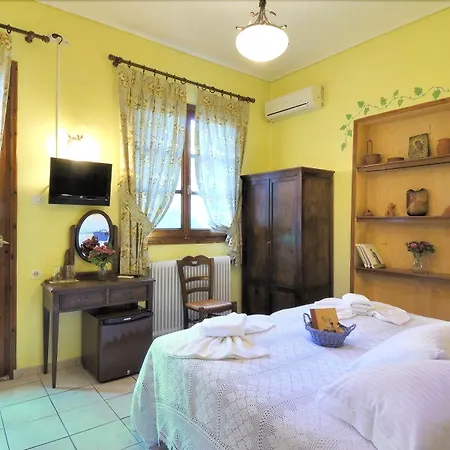 מלון Gastronomy Kritsa 3*