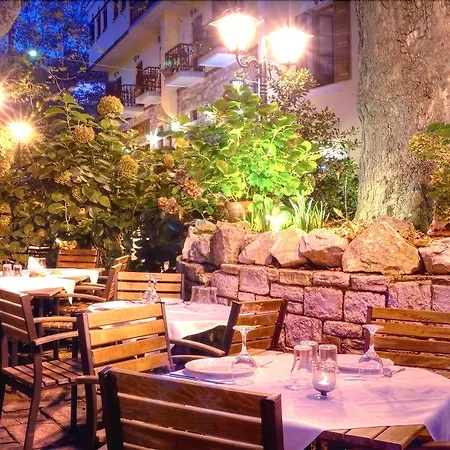 Gastronomy Kritsa מלון 3*